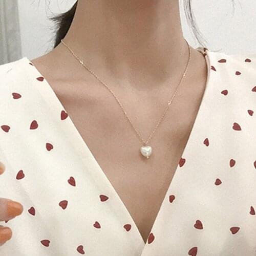 New Arrival 2021 Fashion Sweet Girls Elegant Pearl Necklace Heart Pendant Necklace For Women Students Party Choker Jewelry Gifts
