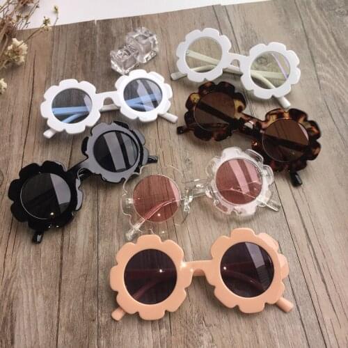 New Toddler Summer Kids Baby Girls Beach Sunglasses Child Baby Sun Outdoor Wear Sunflower Glasses Kids Gift UV400
