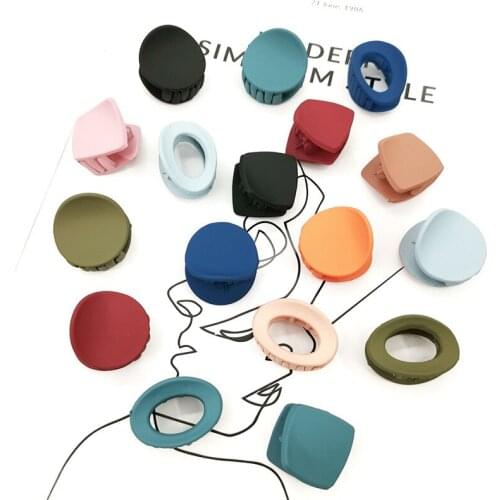 2020 New Fashion Classic Solid Color Geometric Hollow Acrylic Hairpins Hair Clip Crab for Women Girl Hair Accessorie Headwear