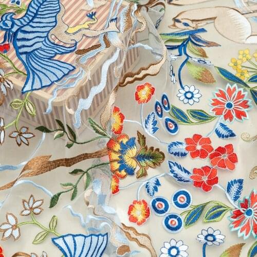 LASUI 1 yard 2019 NEW TOP Multicolor animal flower embroidery lace Black mesh apparel fabric DIY dress skirt X0603