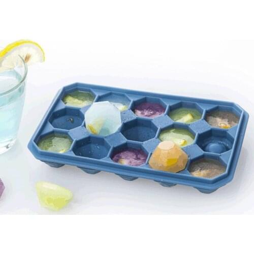 's Best-selling Silicone 15 Ice Lattice Mold Creative DIY Ice Box With Cover For Childrens Food