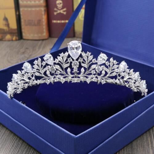 SLBRIDAL New Arrival Vintage Prong Setting Clear Cubic Zircon Wedding Tiara CZ Bridal Queen Princess Pageant Royal Party Crown