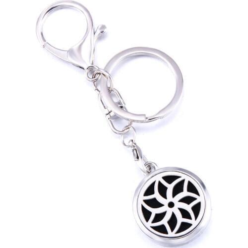 Pattern Open Aroma Keychain Stainless Steel Locket Keyring Perfume Aromatherapy Essential Oil Diffuser Box Car Keychain Jewelry