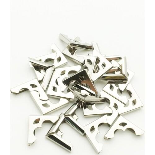 100PCS/Pack 16X16X4mm Silver Metal Book Corners For Photo Albums Menus Folders DIY Scrapbooking Decor Corner Protectors SC133
