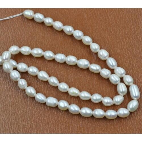 Wholesale 5.5-6mm rice genuine freshwater pearl strand Q30170