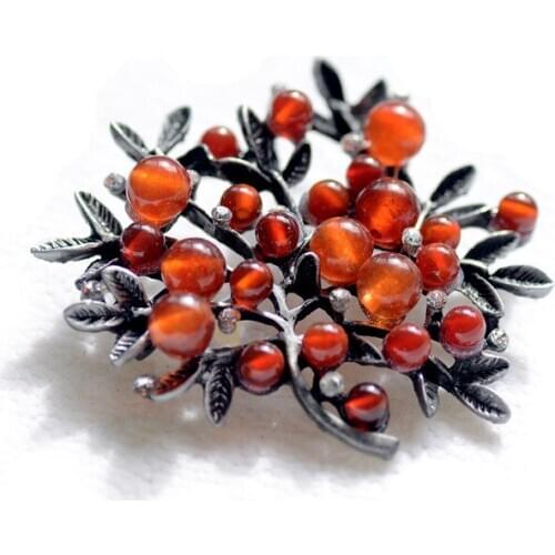 Vintage Red Natural Stone Branch Brooches Fashion Suit Sweater Corsage Silk Scarf Buckle Accessories