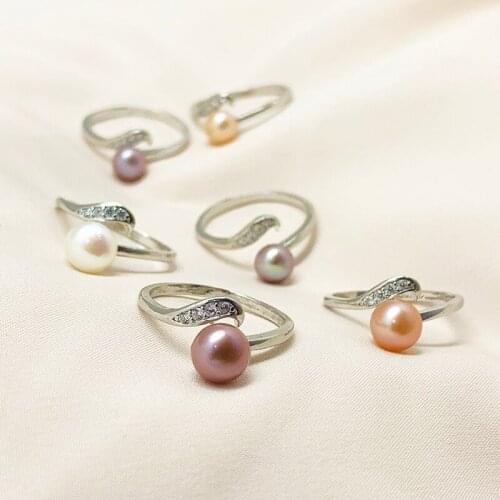 Momiji Pearl Rings for Women Girls Personalized Fashion Freshwater Pearl Copper Plated with Platinum Ring No rust and Adjustable