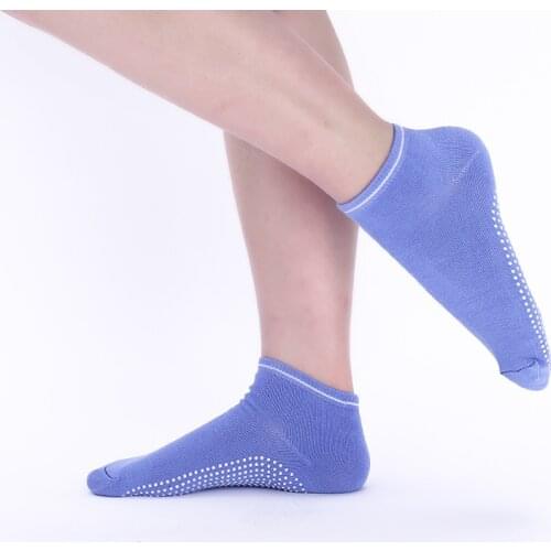 1 Pair Women Yoga Socks Quick-Dry Anti Slip Silicone Gym Pilates Ballet Socks Fitness Sport Socks Cotton Breathable Elasticity