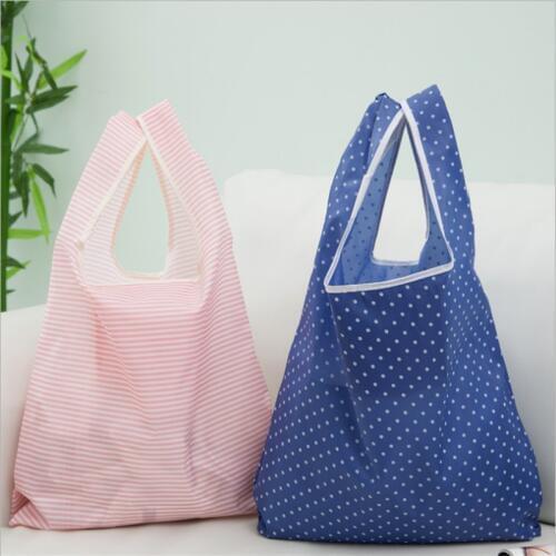 Foldable green shopping bag Portable storage bag creative home shopping bag can be customized LOGO
