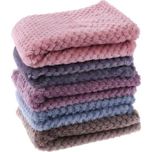 1pcs Useful Soft Warm Plaid Fleece Bed Blanket Large Mesh Flannel Blankets Thick Breathable
