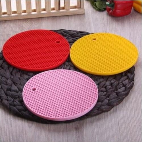 New 2021 Phoenix Colorful Round Silicone Trivet kitchen accessories Equipo de cocina utensílios de cozinha кухонная утварь