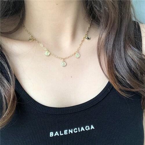 WTLTC Boho Hanging Small Portrait Coin Chokers Necklaces for Women Drop Multi Disc Necklace Simple Queen Initial Choker Jewelry