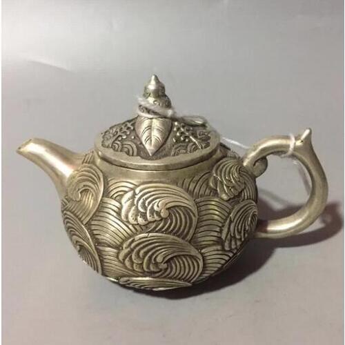 Chinese Tibet Copper Carved Water Ripple Great Waves Teapot Water Pot Wine Pot Copper Statue Brass Pot Success Wealth Decoration