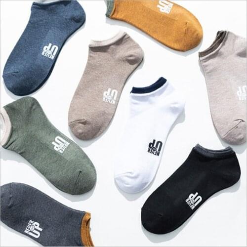 New Spring and Summer Thin Socks Mens Low-Cut Shallow Mouth Socks Sports Mens Socks Sweat-Absorbent and Breathable Boat Socks