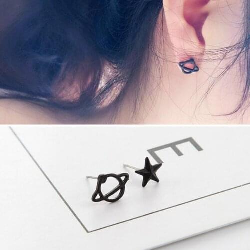 Wholesale Womens Stud Earrings Vintage Dark Hollow Planet Stars Black Simple Ear Stud Simple Fashion Lady Ornament Wholesale