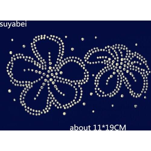 2pc/lot Beauty flower flatback hot fix rhinestone transfers patches strass iron iron on applique design stone for shirt