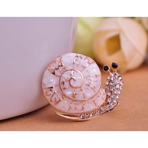 Enamel Abalone Shell Snails Elegant Exquisite Brooch Corsage Animal Brooches Women Men Suit Accessories Pins