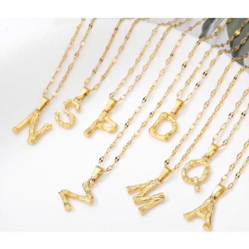 Initial Letters Necklace A-Z Alphabet Pendant Necklace Luxury Exaggerated Metal Letter Gold Chain Charm Necklace