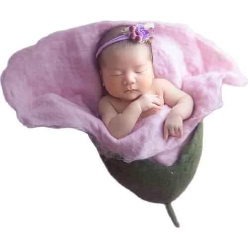 Soft wool felt flower bone blanket newborn photography props carnation flower shaped wool felt blanket milestone