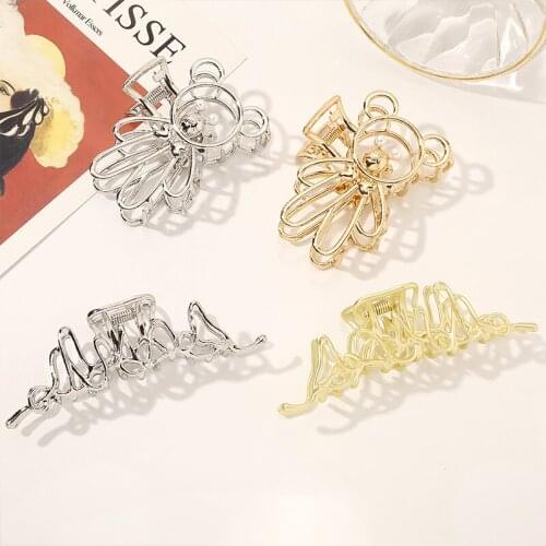New Fashion Metal Hair Catch Geometric Personality Temperament Design Sense Shark Clip Headgear Hair Accessories WomenSY149