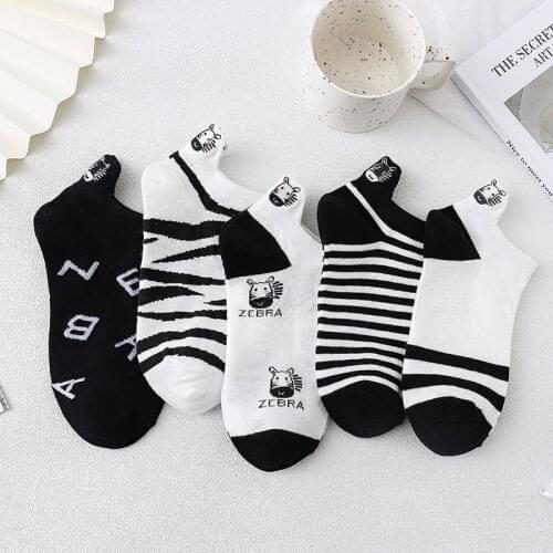 4 Pieces = 2 Pairs Of Womens Socks New Spring And Summer Personality Embroidery Cow Socks Thin Cute Cotton Boat Socks