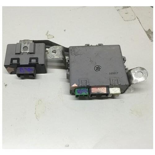 For Previa ESTIMA ACR30 acr40 Electric Middle Door Relay Module