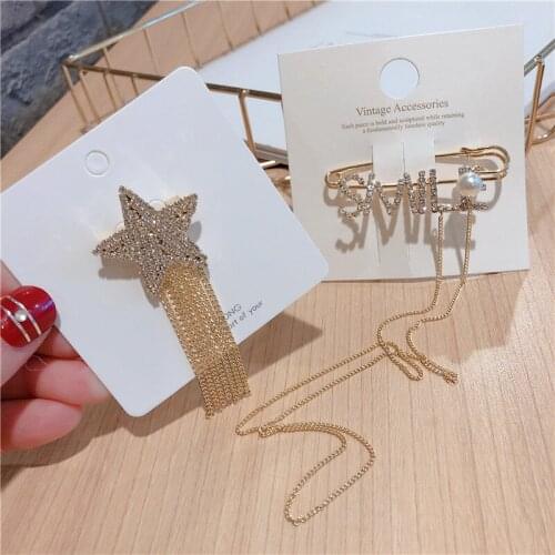Korean Female Star Pin Letter Brooches Women Design Pin Buckle Badge Corsage Metal Chain Rhinestone Tassel Trendy Accessories