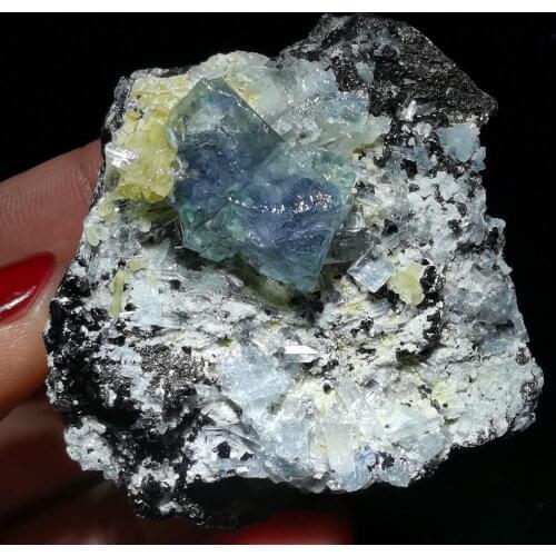 82.3gNatural rare lilac, fluorite, crystal, wolframite paragenetic mineral specimens, QUARTZ GEM furniture decoration collection