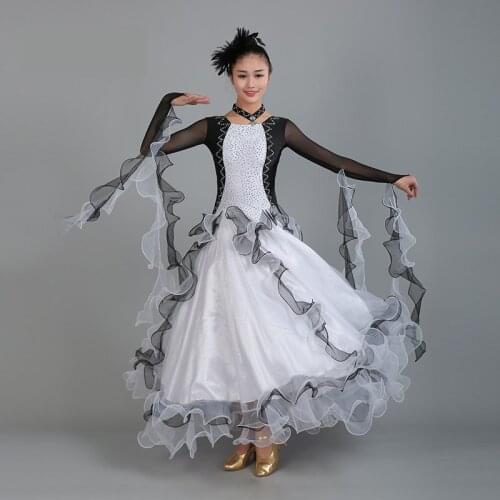 2017 Black and white splicing ballroom dance competition dresses Paste diamonds standard dance dresses waltz dress
