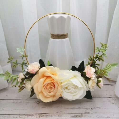 25cm Wedding Handheld Garland Bride Flower Wreath Wedding Dress Accessories Photo Props Bride Handheld Floral Hoop Party Decor