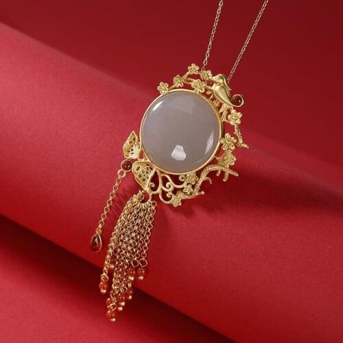 Original new new ancient gold craftsmanship inlaid round Hetian jade tassel pendant necklace fashion elegant jewelry