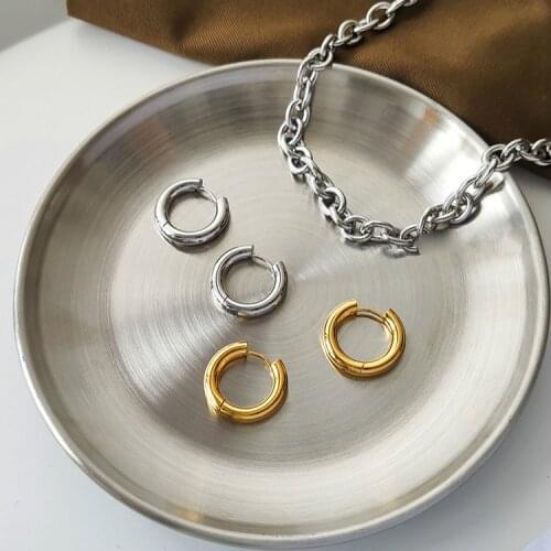 Unusual Female Accessories Glossy 18k Gold Plated Hoop Earring For Women Stainless Steel Earrings Fashion Womens Jewelry 2021