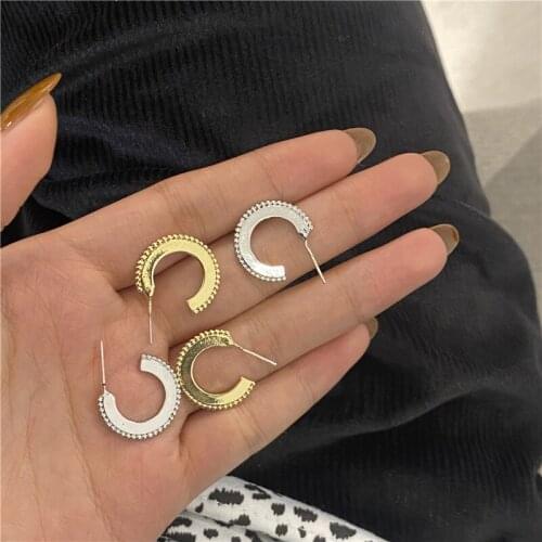 Geometric Metal Earrings for women High Quality C-shaped Stud Earrings Golden Silver Color Cute Fashion Jewelry Wholesale