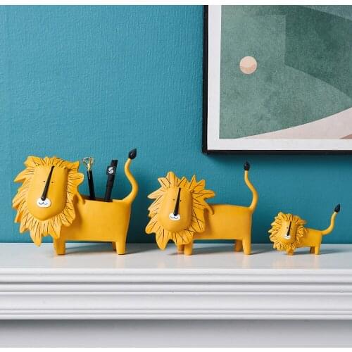 Lion Resin Decoration Supplies Pen Holder Stationery School Supplies Childlike Cute Study Bedroom Decoration Small Ornaments
