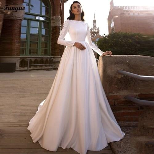 Funyue Muslim Civil Wedding Dresses 2021 3D Flowers Lace Satin Bride Dress Long Sleeve Vintage Arabric Formal Wedding Gowns