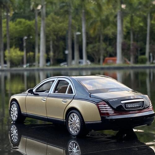 1:24 Maybach 62s S650 Classic Car Alloy Car Model Diecast Metal Toy Vehicles Car Model High Simulation Collection Childrens Gift