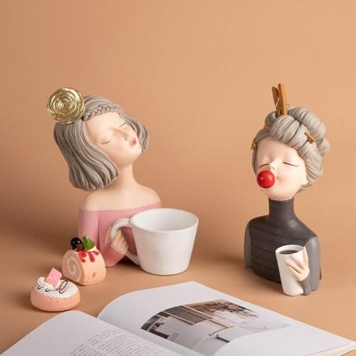 Nordic ins modern girl creative bouquet resin sculpture living room TV cabinet desktop flower arrangement decoration ornaments