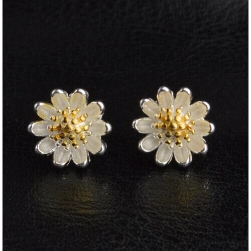 2020 New Fashion Sterling Earrings Female Daisy Chrysanthemum Earrings Korean Fresh Sun Flower Jewelry Cheap Marketing
