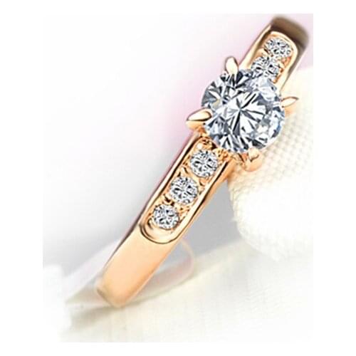 Italina Rigant 2018 Austrian Crystal Engagement Ring Female Anel Feminino Joias Ouro Rose Gold Color Jewelry Rings for Women