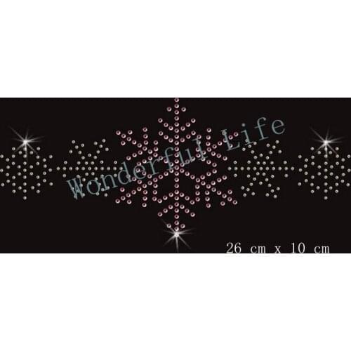 Free shipping Christmas Snowflakes Crystal Motif Transfer Ligth Pink with white