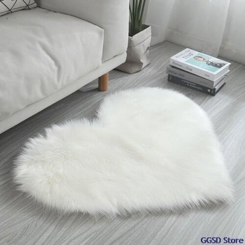 Faux Sheepskin Fur Area Rugs for Bedroom Living Room Floor Shaggy Plush Carpet White Home Floor Mat Rug Bedside Rugs 30*40cm