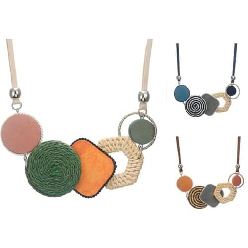 Find Me 2019 new Fashion big flowers cloth collar Choker Necklace Pendants Vintage acrylic Maxi statement Necklace Women Jewelry