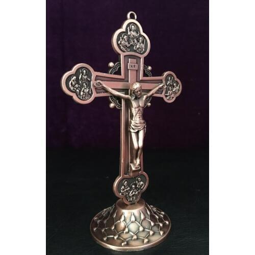 The cross of Jesus Christ ornaments in the main gift