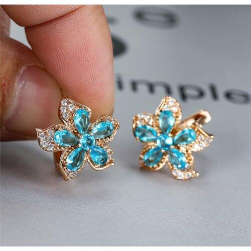 Cute Female Rainbow Crystal Hoop Earrings Dainty Gold Color Wedding Earrings Trendy Flower Zircon Stone Earrings For Women