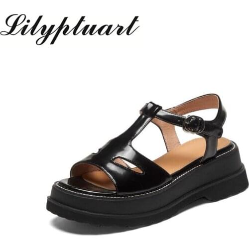 In The Summer of 2021 Womens New Leather Thick Heel Sandals Are Casual, Comfortable Wear-resistant and Non-slip Sandals