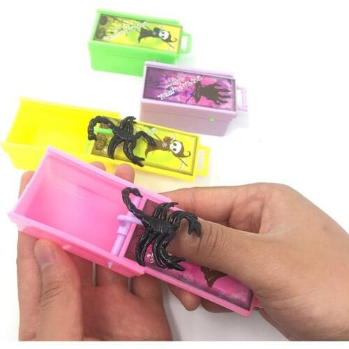 Halloween Funny Scare Box Anti-stress Funny Joke Trick Toys Gifts Plastic Prank Spider Hidden in Case Scarebox Interesting Box