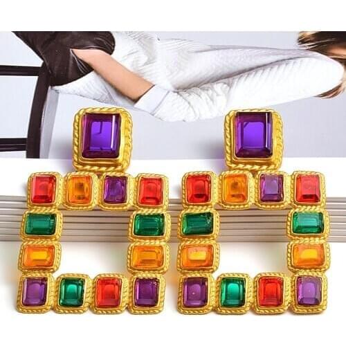 Hot Sell Hanging Gold Square Dangle Drop Earrings Studded With Colorful Crystal Fashion Rhinestone Jewelry Accessories For Women