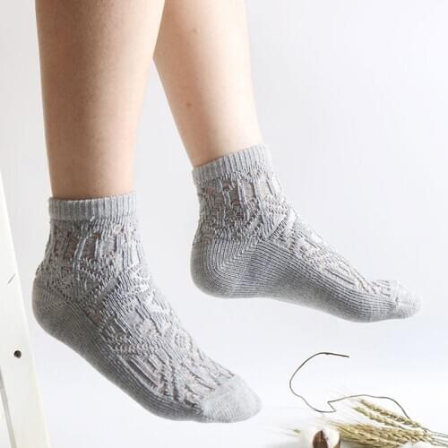 Wholesale New Arrive Soft Cotton Exquisite Woman Hollow Out Jacquard Weave Street Fashion Casual Autumn Breathable Tube Socks