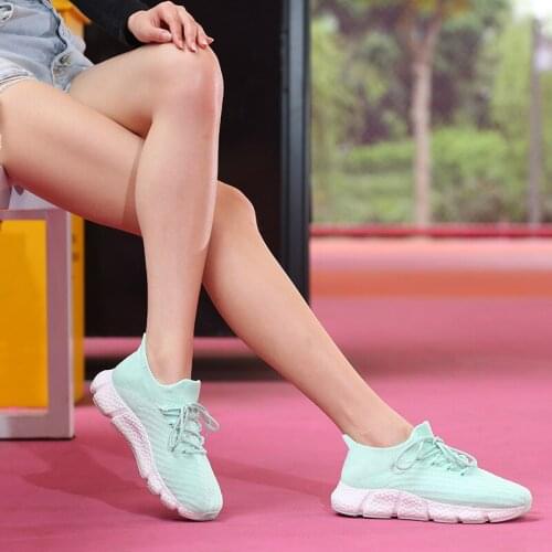 Casual Sneaker New Fashion Woman Vulcanization Shoes 2021 Mesh Breathable Ladies Platform Sneaker Soft Mixed Colors Shoes
