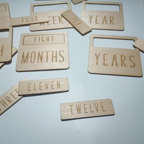 D0AF 1 Set Newborn Milestone Blocks Wooden Commemorative Baby Birth Monthly Recording Cards Infant Photography Props Shower